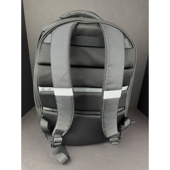 Petkit Breezy Smart Cat Carrier Backpack w/ Fan & Light (Tested) P7701,White,NEW - Picture 5 of 17